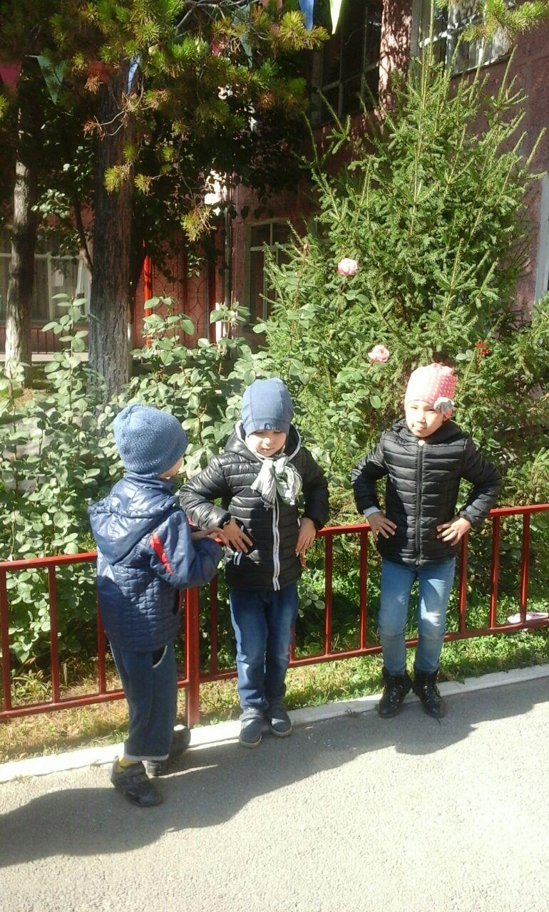 Спортивный досуг "На веселом стадионе"