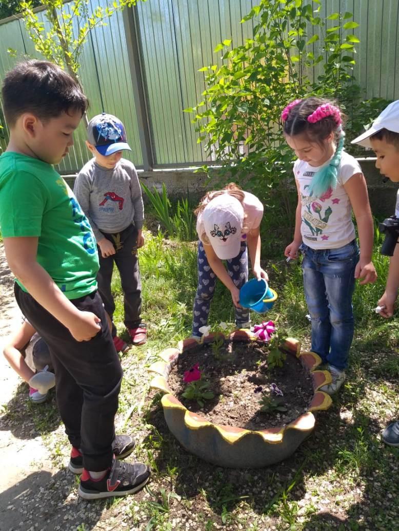 День открытых дверей "Подари жизнь цветочку - улыбнись природе!"