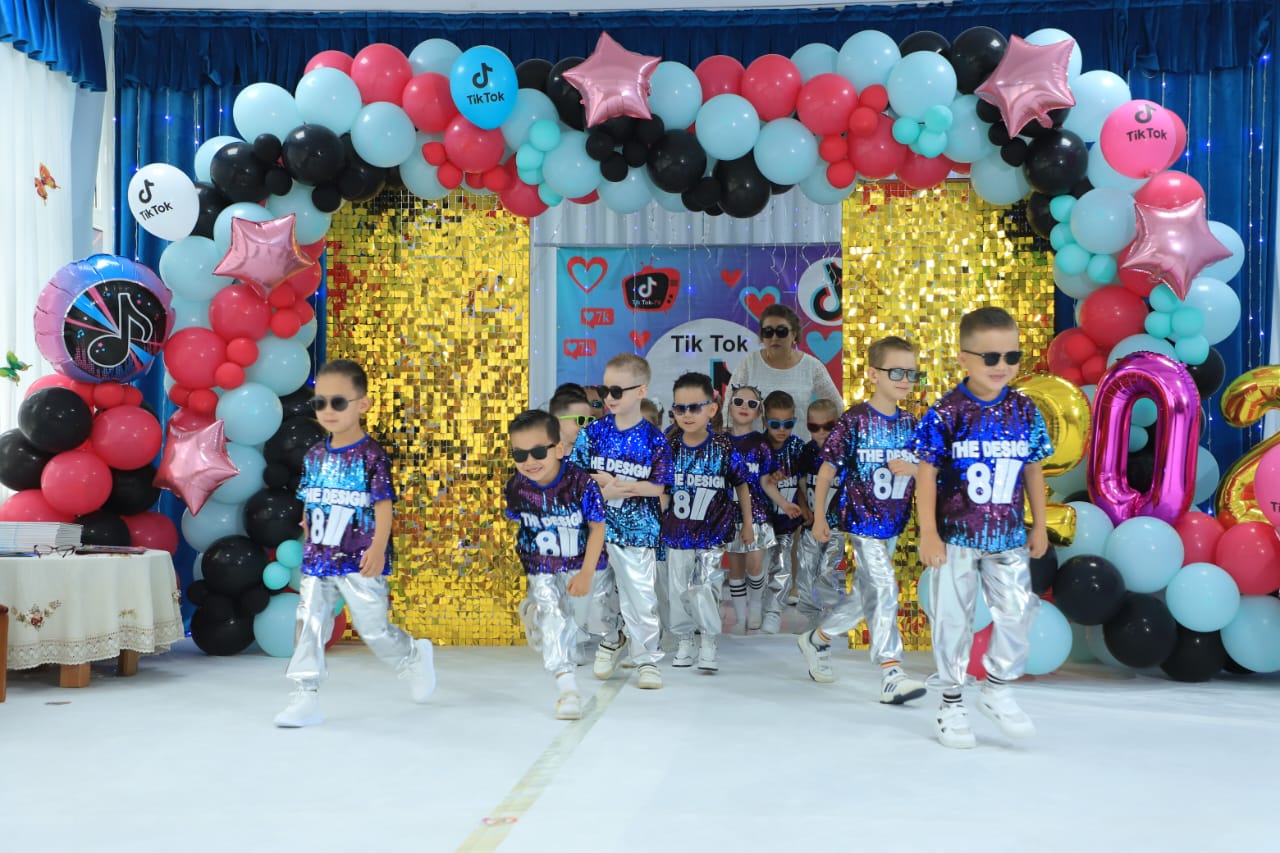 Балабақшамен қоштасу (мектепалды топтар). Прощание с детским садом (предшкольные группы)